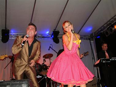 Singers (unknown) at Scarborough Rock 'n' Roll Revival, Western Australia
